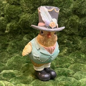 GANZ Whimsical Easter Bird Figurine with Top Hat